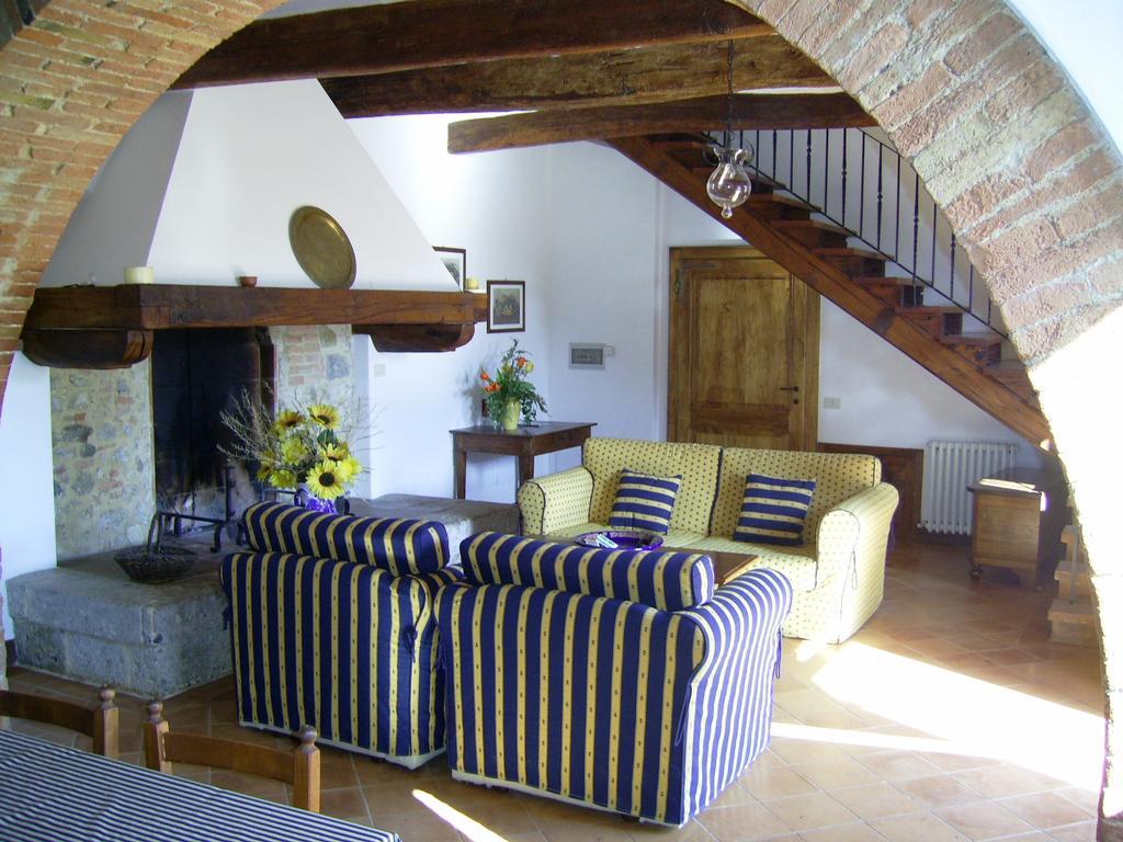 Agriturismo Fattoria Di Corsano Corsano  Habitación foto